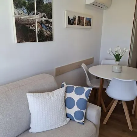 The Elegant Cap Esterel