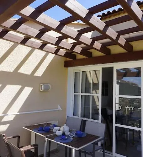 아파트 The Elegant Cap Esterel *