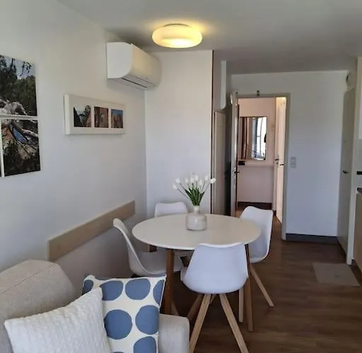 The Elegant Cap Esterel *